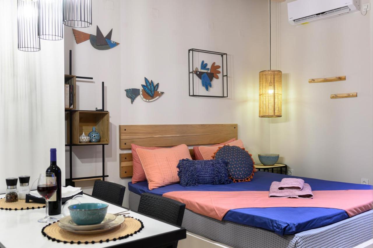 Fiorela'S Casa- A Stylish Loft Apartment In The Heart Of Preveza Eksteriør billede